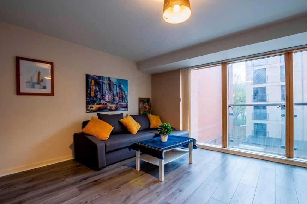 Central Apartment In The Heart Of Liverpool Eksteriør billede