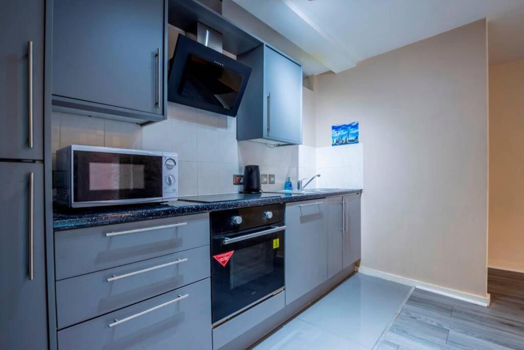 Central Apartment In The Heart Of Liverpool Eksteriør billede